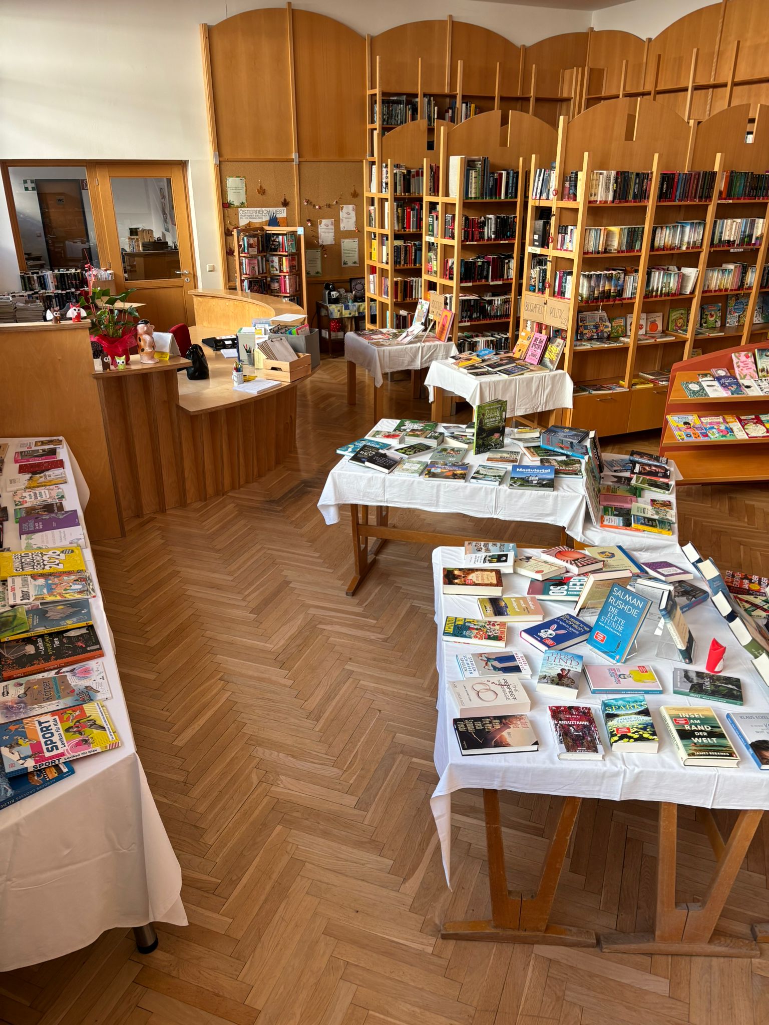 Ankündigung: Buchausstellung in der Bibliothek