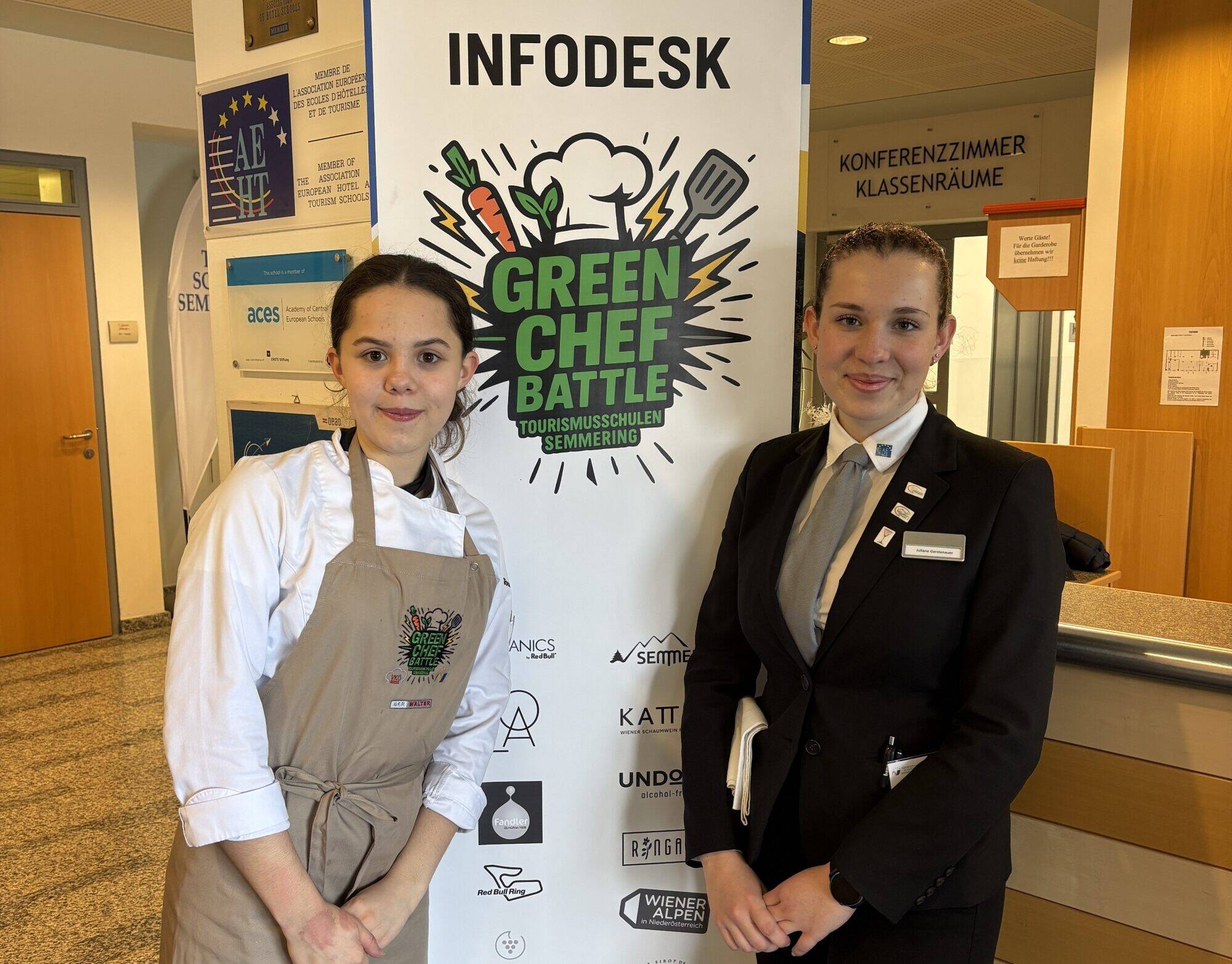 Carolin Seis und Juliane Garstenauer beim „Green Chef Battle“