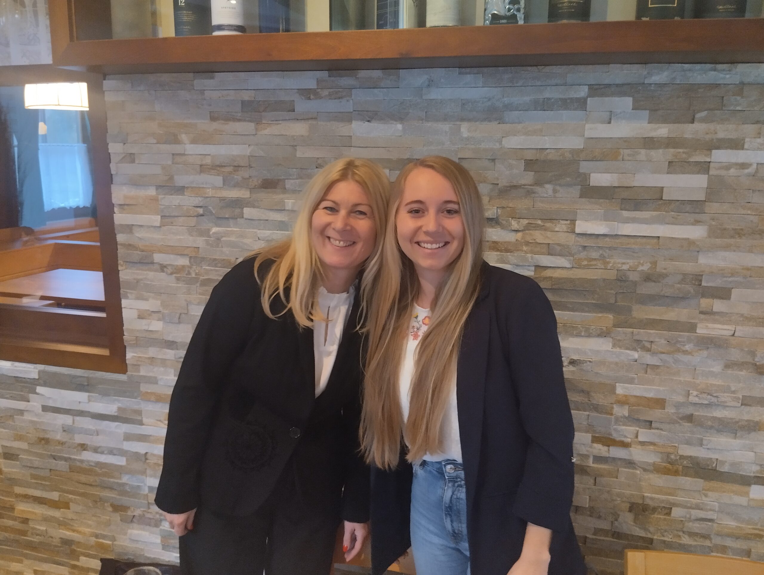 Salve! Powerfrau folgt auf Powerfrau