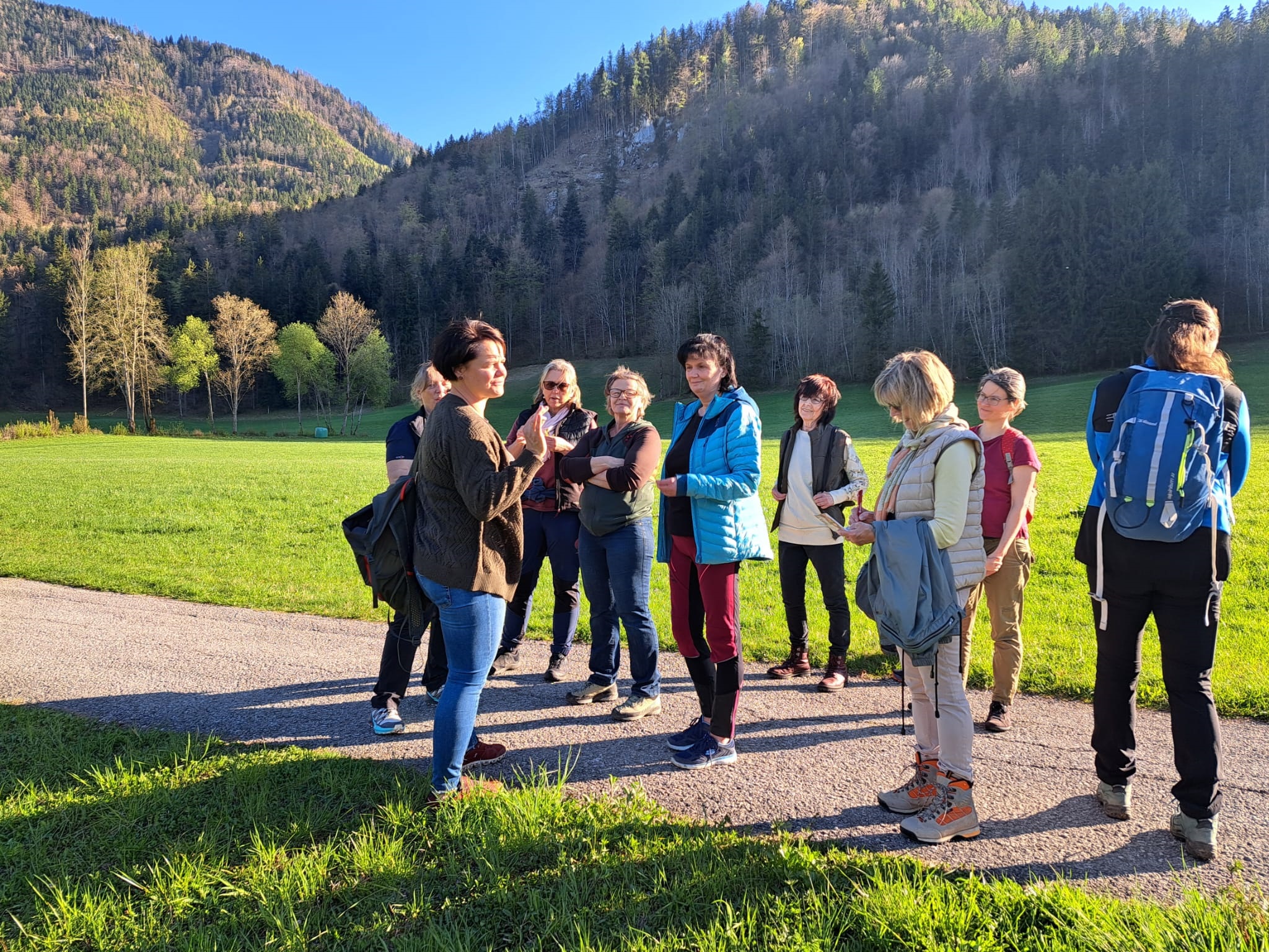 Kräuterwanderung und „Tut gut!“-Wandererwachen